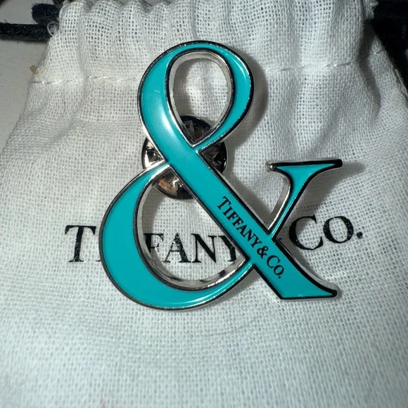 Tiffany & Co. Ampersand Pin - Picture 3 of 7